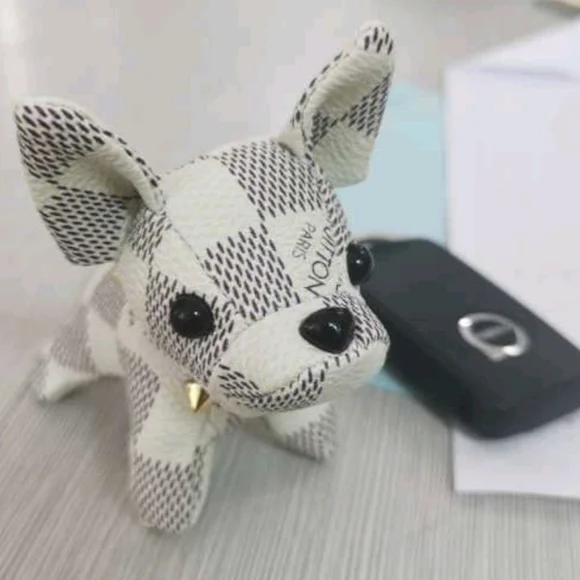 🆕️Luxury 🐕 White Doggie Damier azur Style Leather Novelty Keychain / Bag Charm - Picture 9 of 16
